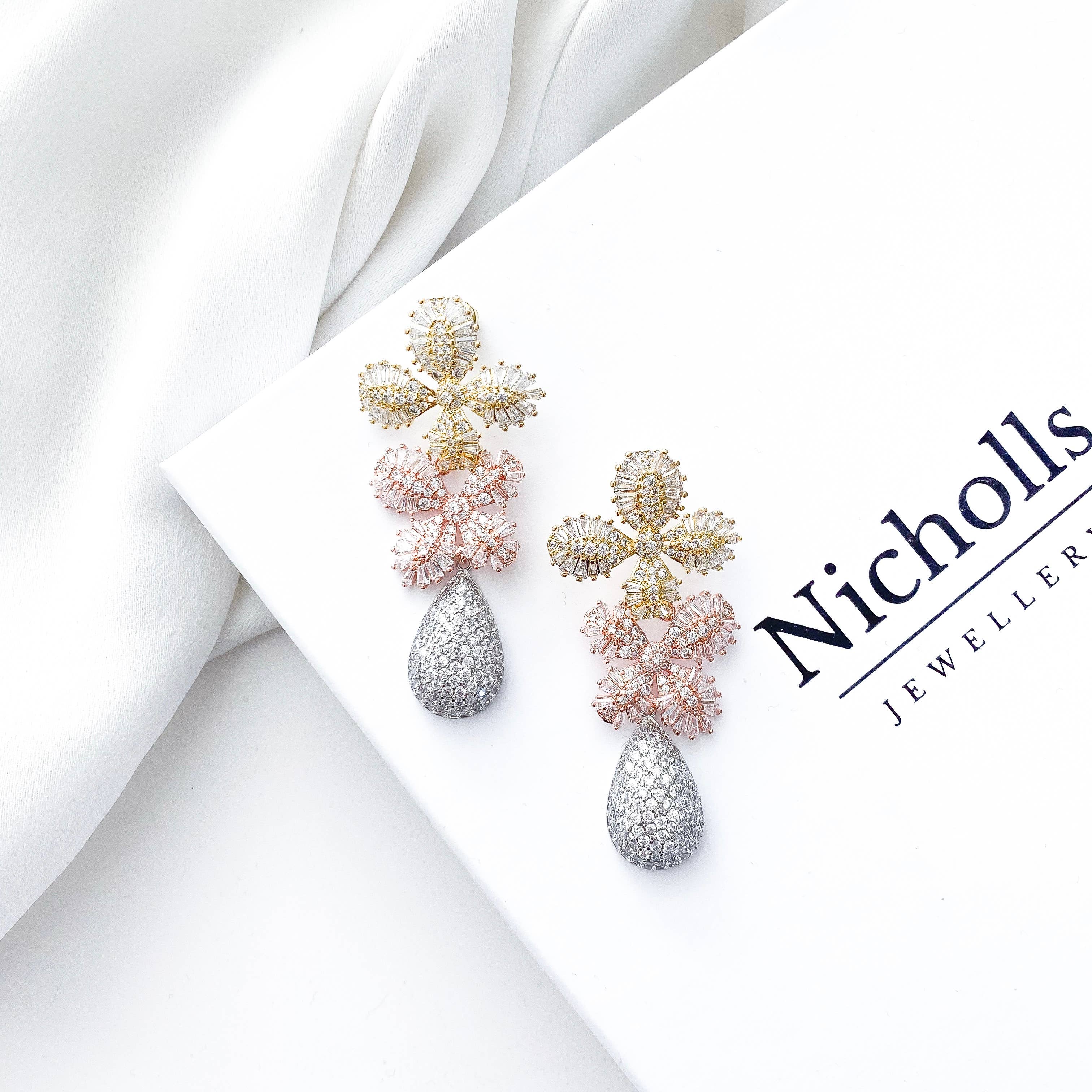 Nicholls Jewellery – wholesale Dangle earrings – Gold, Rose Gold and Silver Crystal Flower earrings3