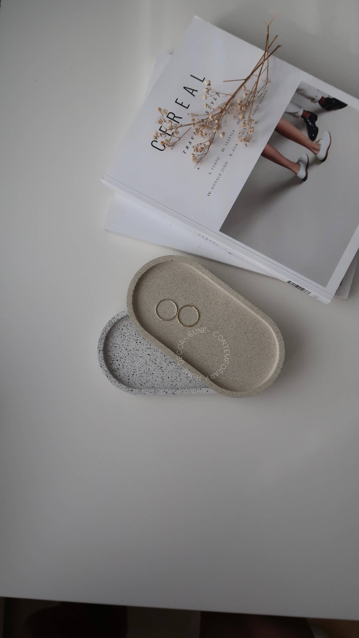 Jeune Home - Wholesale Decorative Tray - Textured oval tray1