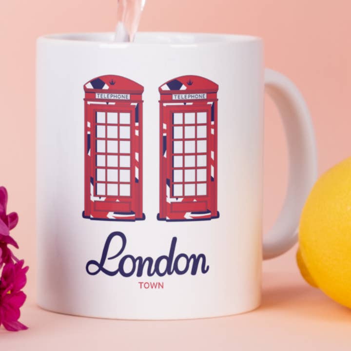 Love British Lifestyle – Caneca por atacado – Caneca Bone China | Caixas Telefónicas Vermelho London0
