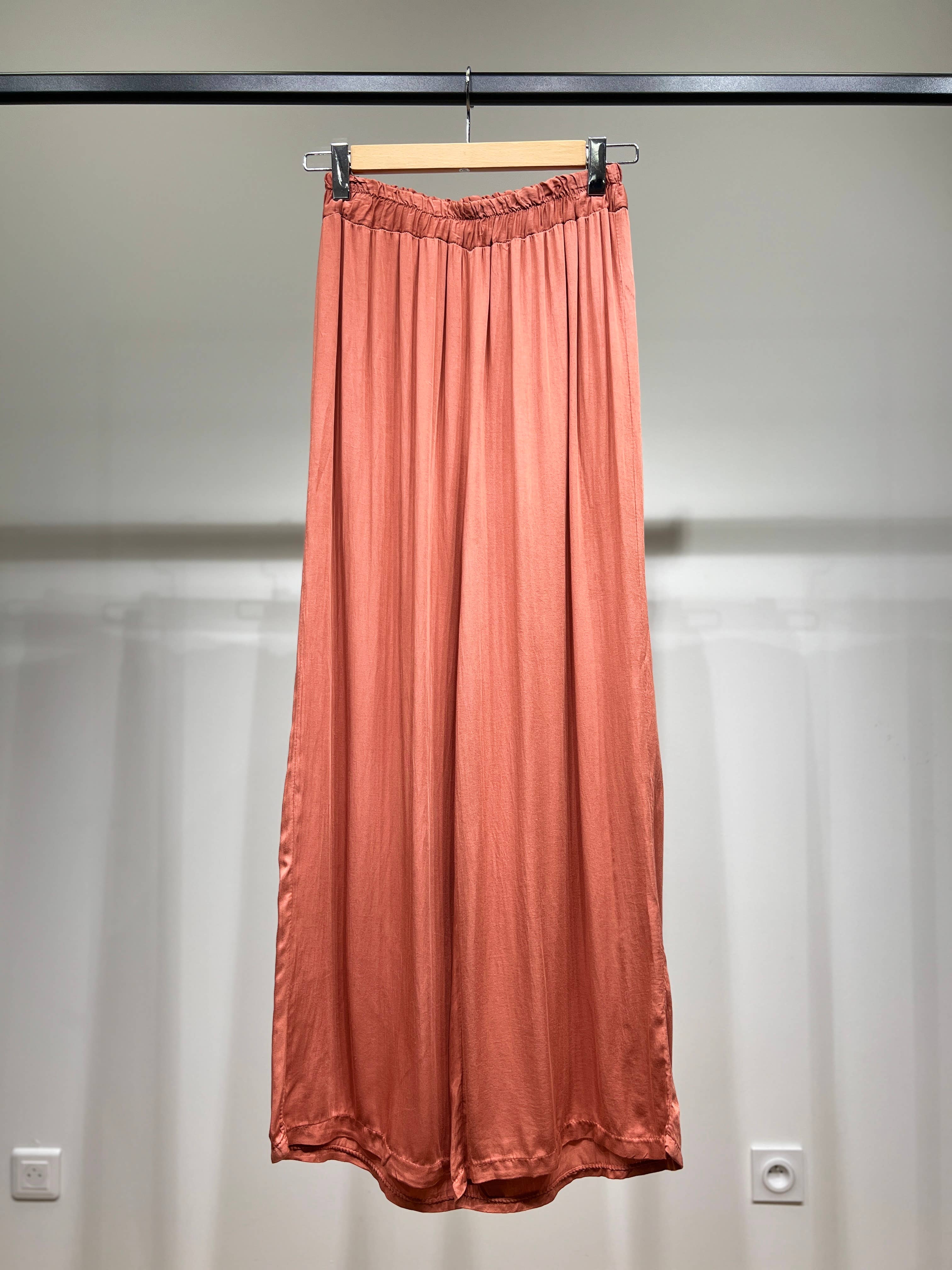 L'Emotion – wholesale Pants – Women's – Wide Fluid Pants with Elastic Waist 100% Viscose10