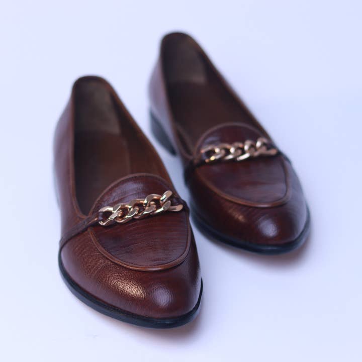 Dame Salma x Nyashii pour la vente par Nyashii