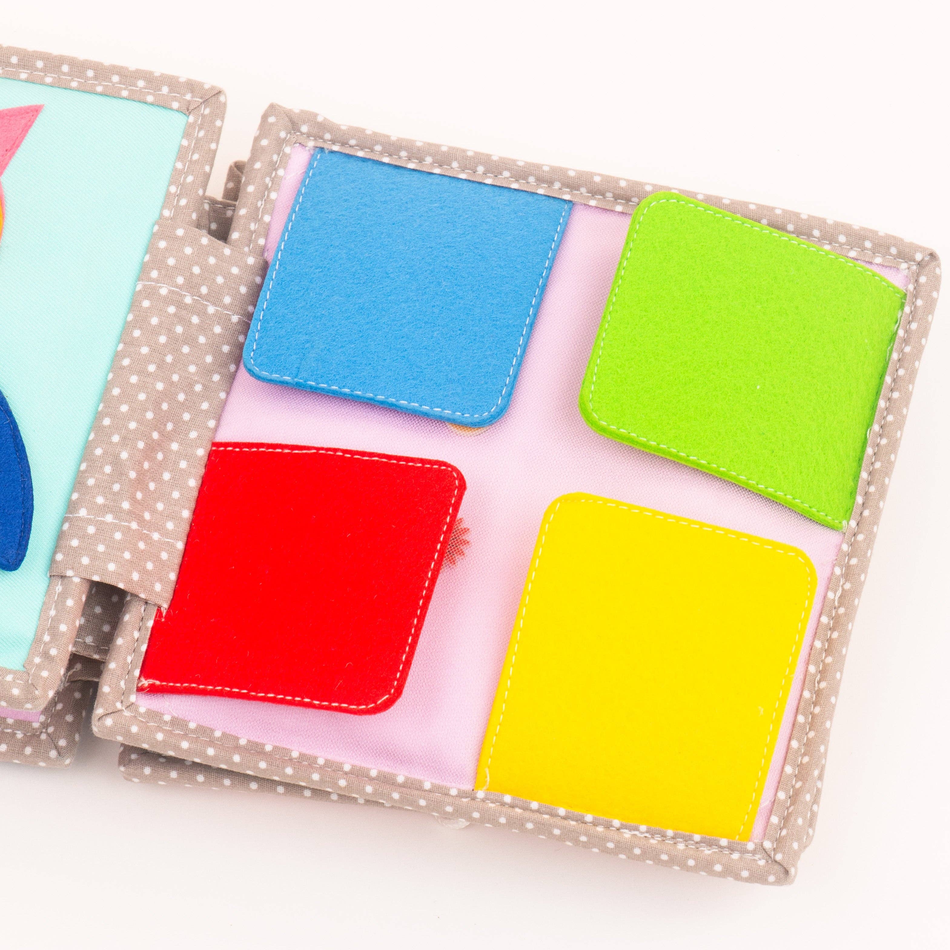 Jolly Designs GmbH - Wholesale Baby & Toddler Book (0-2) - Peek-a-Boo — 6 Page Mini Quiet Book5