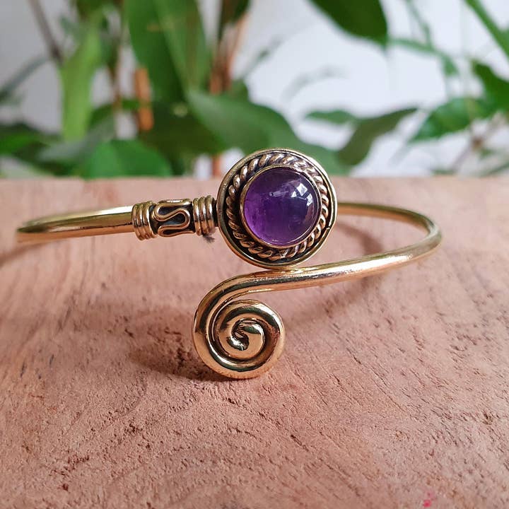Kaali Boutique – wholesale Bangle bracelet – Gold Bracelet & Amethyst / Brass / Adjustable / Spiral / Ethnic / Rustic / Bohemian / Boho /1