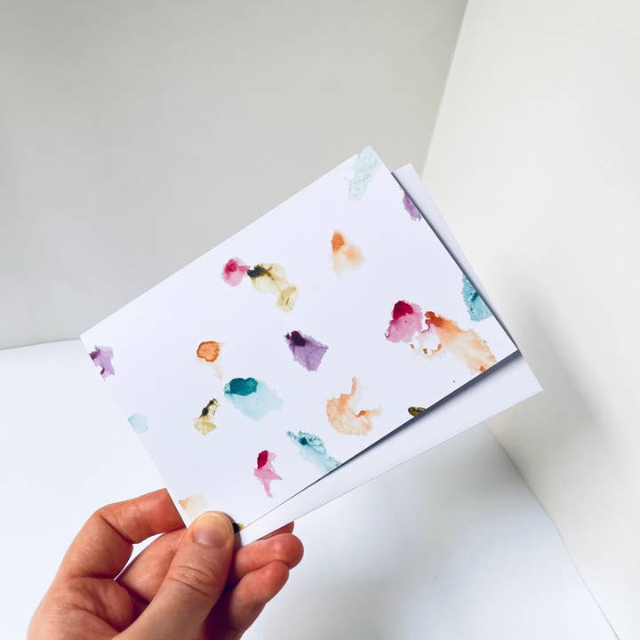 Atelier By Cat – Großhandel Briefpapier-/Postkarten-Set – Kartenset Confetti Watercolor in Schachtel, 100% recyceltes Papier, witzig