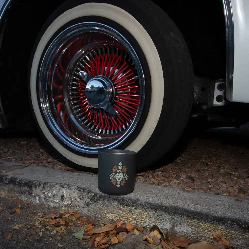 Sawdust & Embers - Wholesale Jar/Filled Candle - 💀Skulls in the City – Folklore Grand Candle1