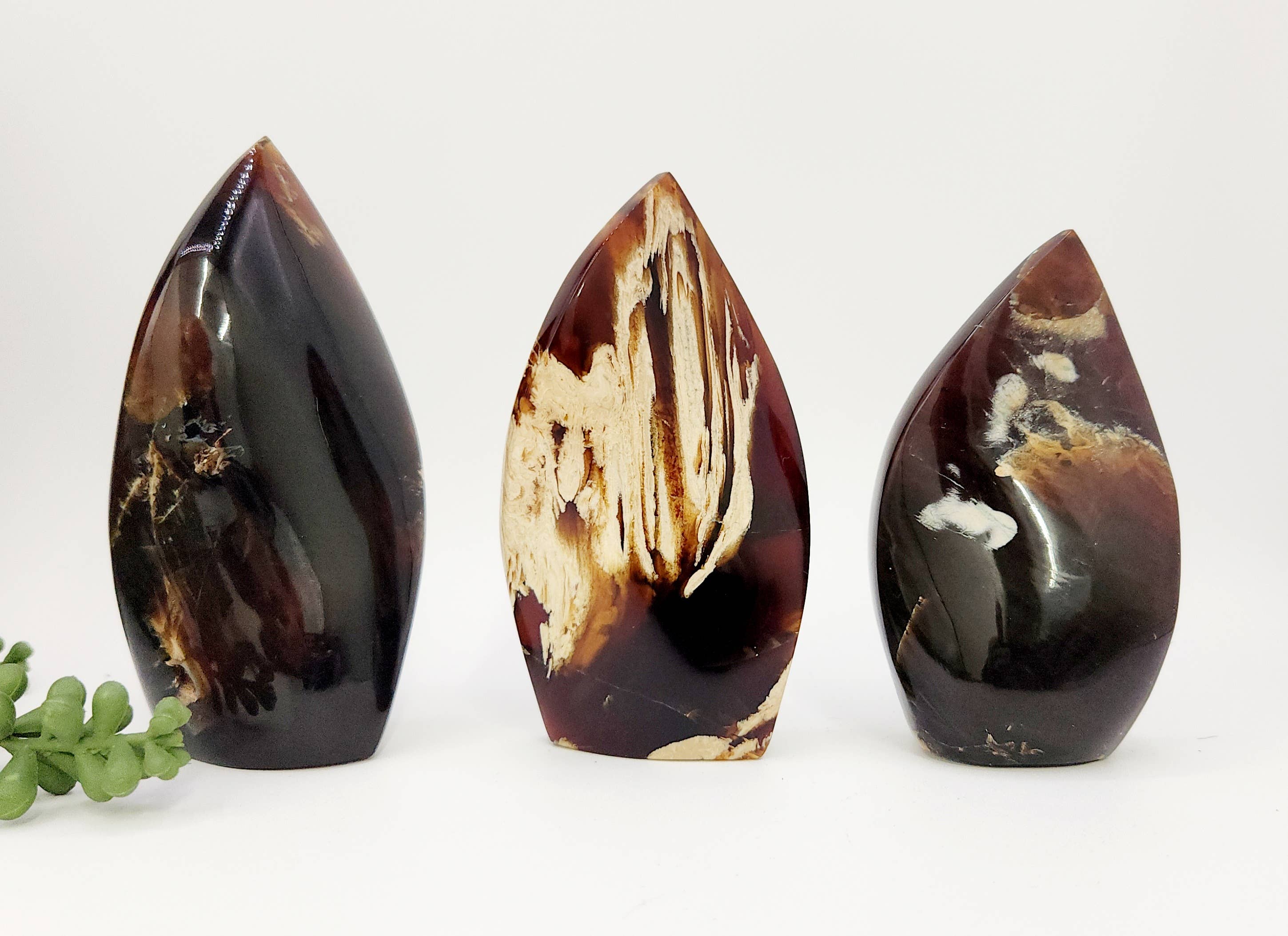 Meraki Gemstones - Wholesale Spirituele steen/kristal - Vrije vorm amber in vlamvorm uit Indonesië (ca. 8,9-10 cm hoog)3