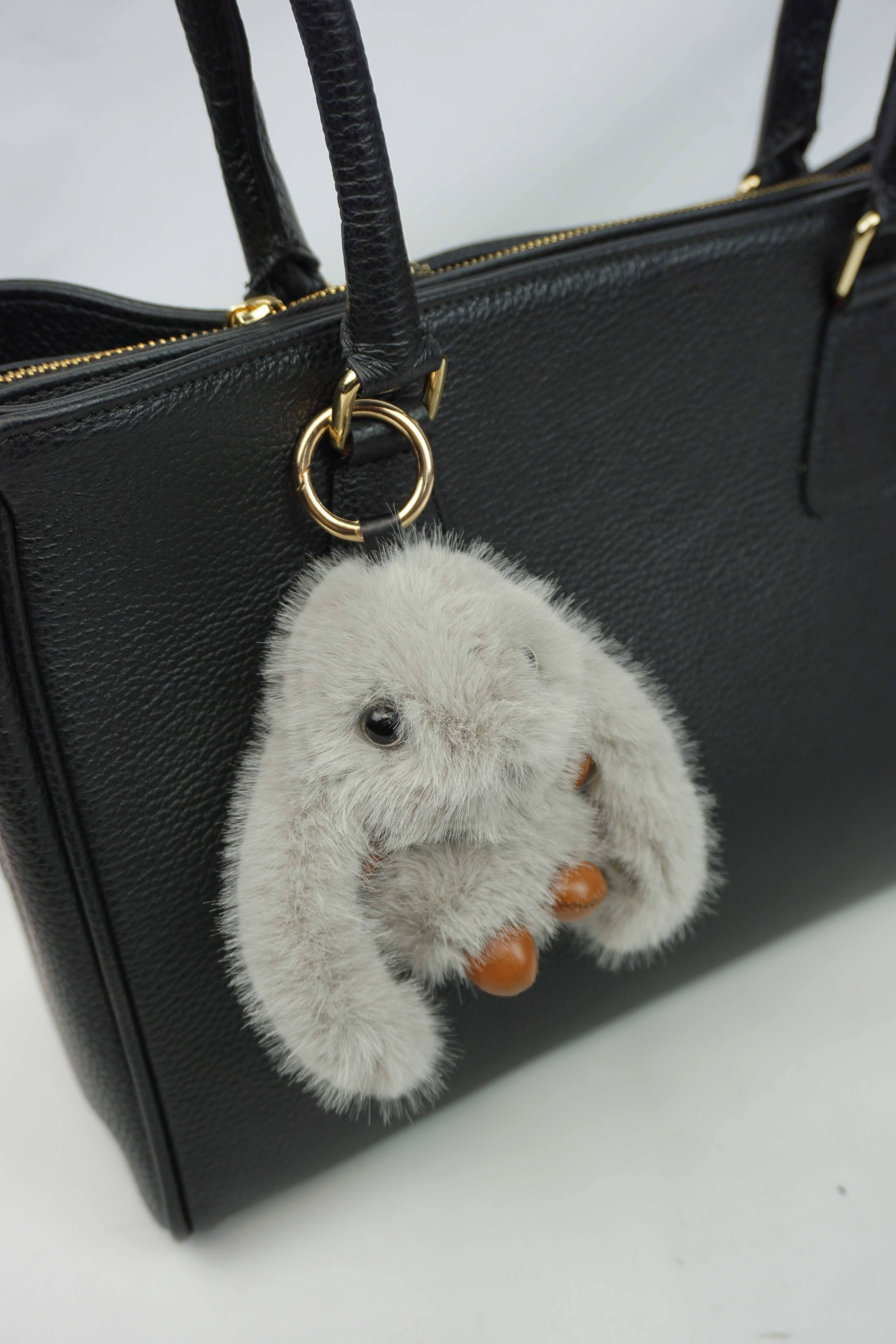 Anais - Wholesale Keychain - Women's - Grigri plush keychain2