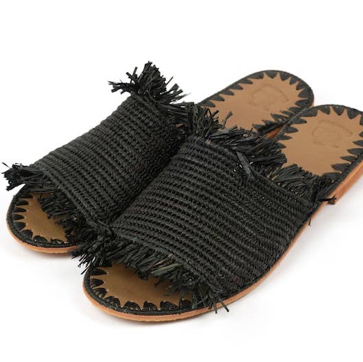Tiziri Women’s Raffia Fringe Sandals – Handmade for wholesale by Steraraffia