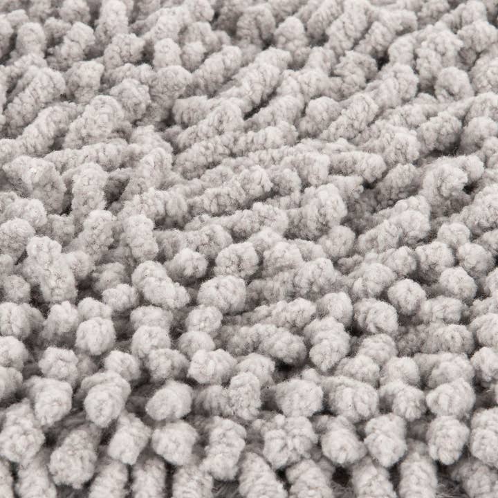 Tapis de bain Buchara 70x120 Gris cendré pour la vente par Heckettlane