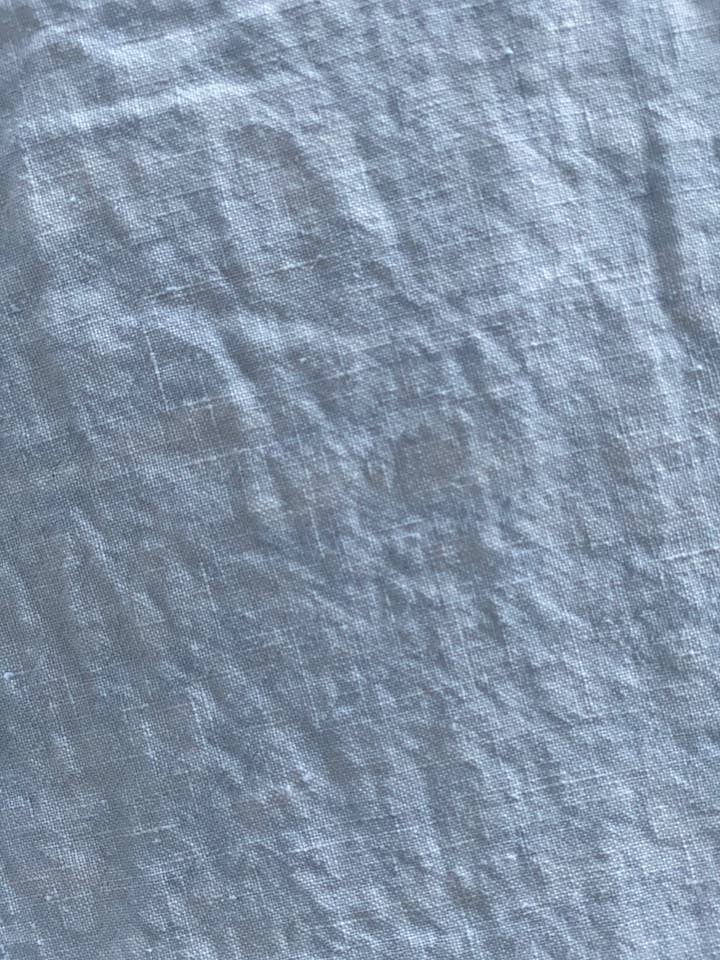 Washed Linen Tablecloth Sky Blue for wholesale by la draperie francaise