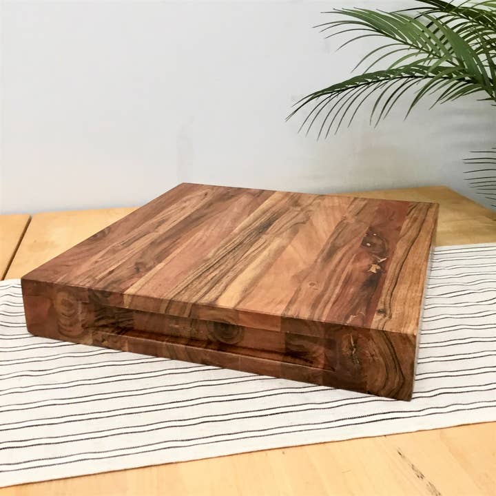 India Handicrafts Inc - Wholesale Cutting Board - Square Acacia Wood Butcher Block with Cut-Out Handles