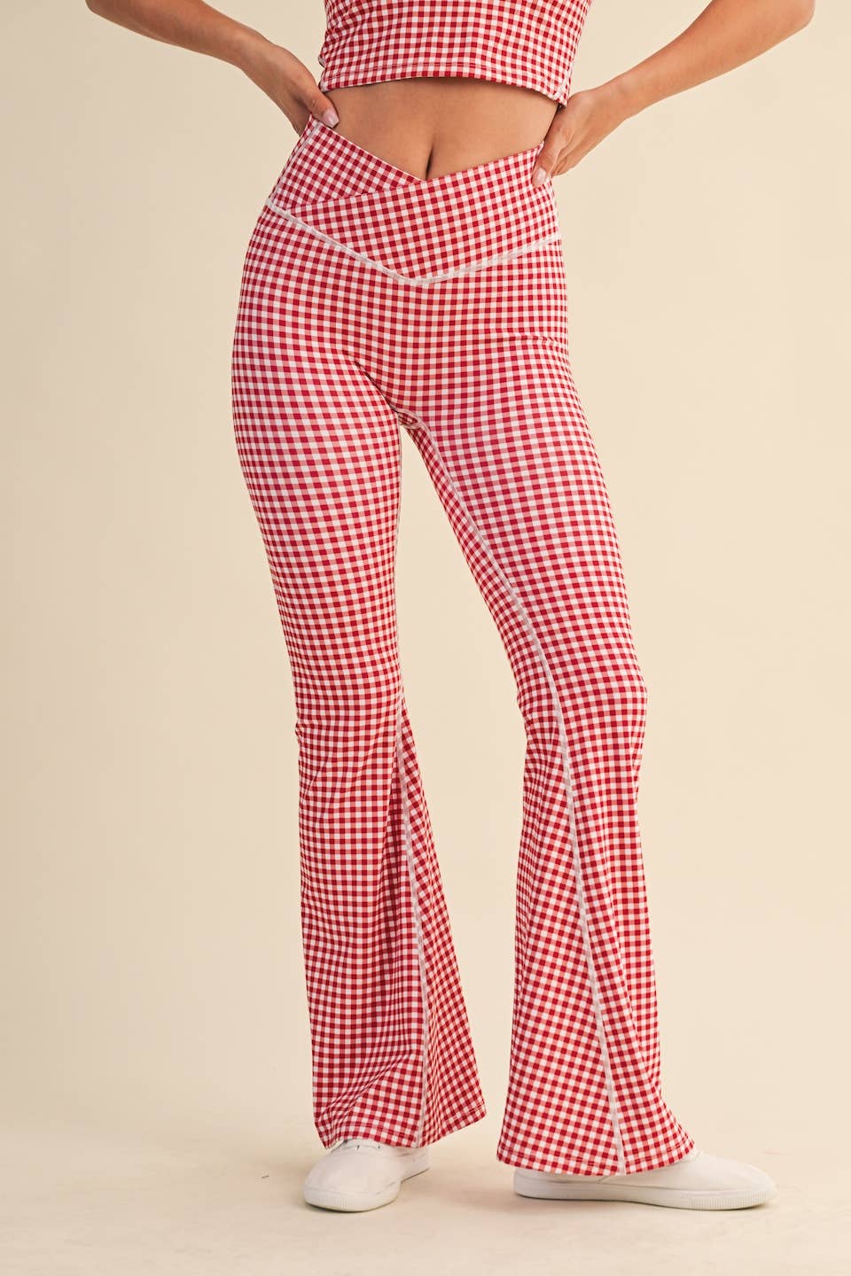 KIMBERLY C – Engroshandel Sports-/loungeleggings – til kvinder – Gingham Print Højtaljede Crossover Flare Leggings17