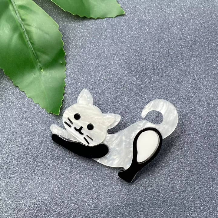 Mio Queena - Wholesale Brooch - Cat Acrylic Brooch