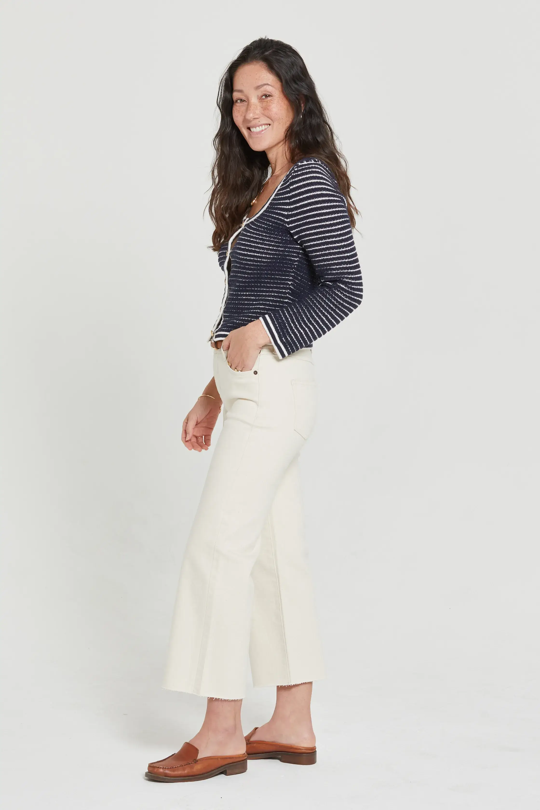 Oliver Logan - Wholesale Jeans - Women's - Aberdeen Ankle Crop High Rise Jean, Ecru 11