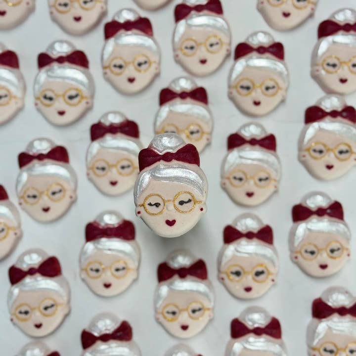 Bombshell Beauty bath cosmetics – wholesale Bath bomb/fizz – Mrs Clause Bath Bomb