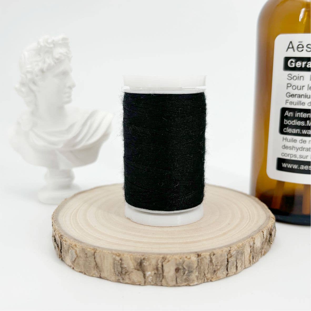 Max-Link Solutions Ltd - Wholesale Thread - Darnn Polyester Sewing Thread Black, Thread in Black3