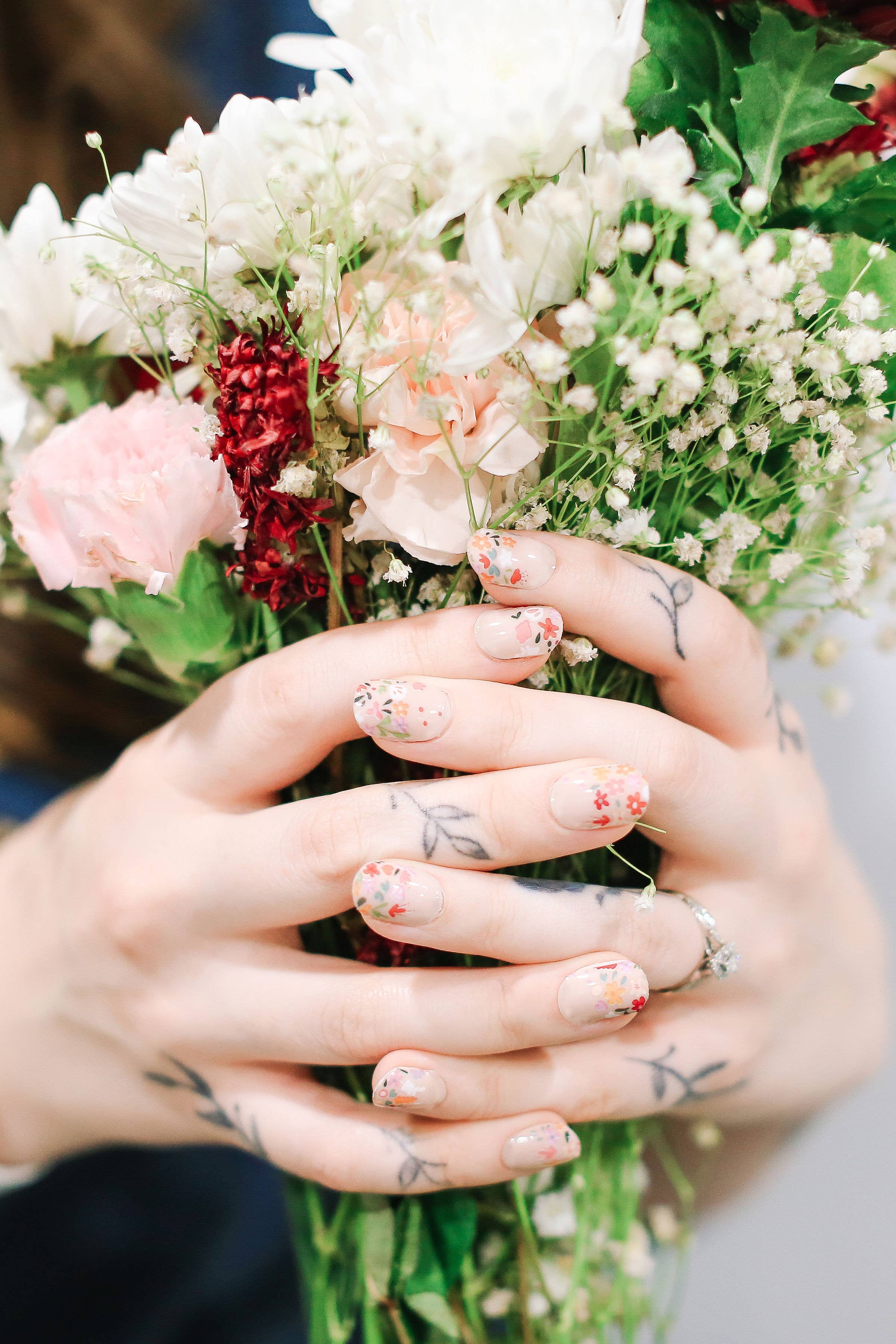 Modgloss - Wholesale Nail Art/Decal - Translucent "French Wildflower Bouquet” Floral Nail Wrap Kit1