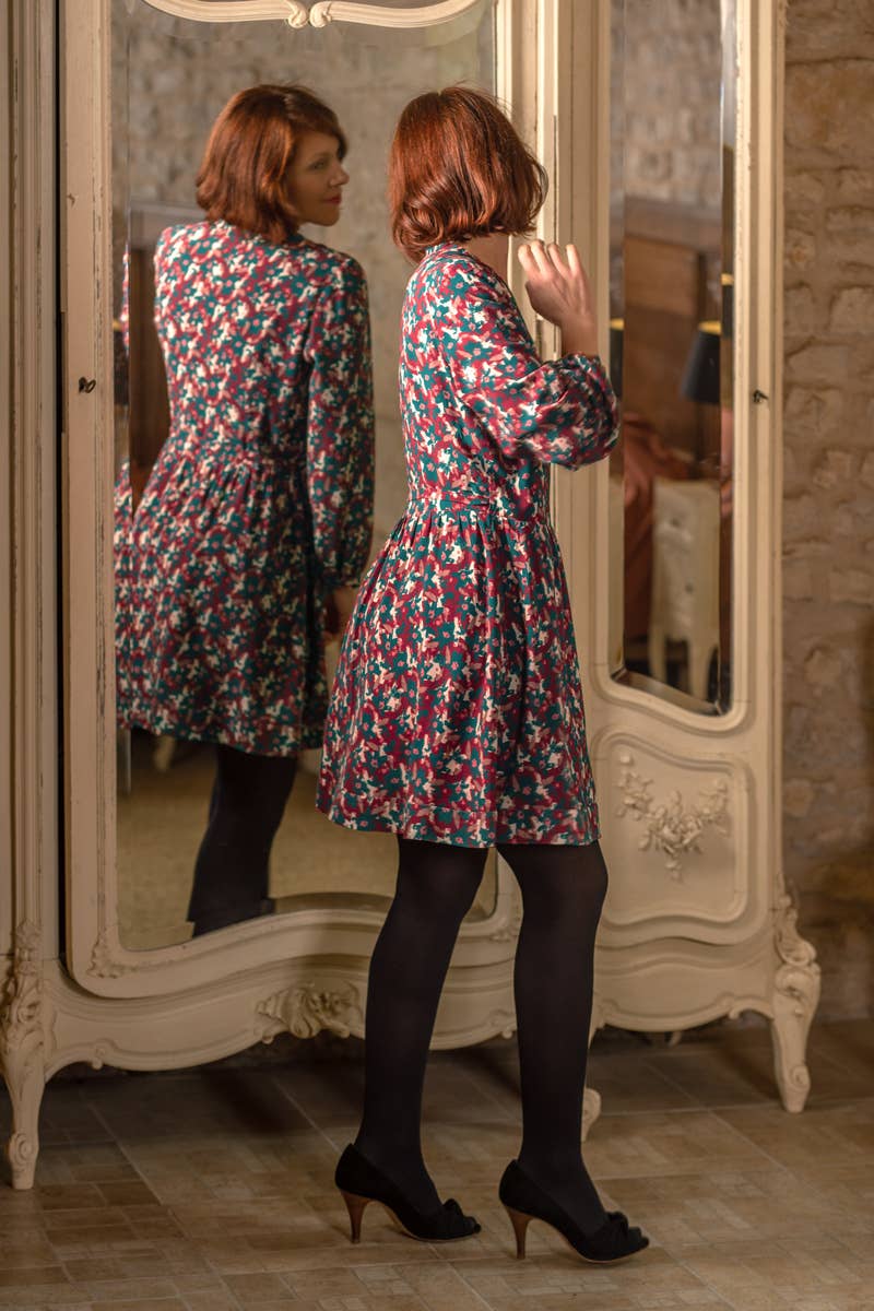 Eglantine et Zoé – Großhandel Stoff – Edel Brick Red Viskose-Stoff mit Blumemuster7