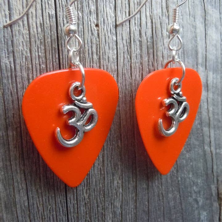 Simply Raevyn - Wholesale Dangle Earrings - Ohm Charm Guitar Pick Earrings15