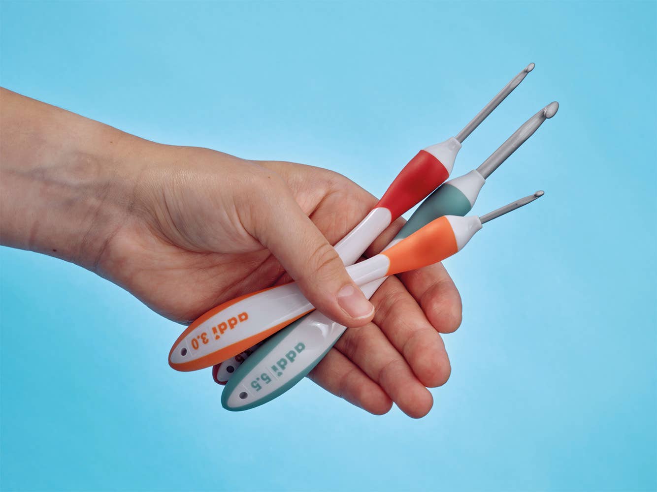 Rooster Yarns – wholesale Knitting/Crochet Supplies – AddiSwing Ergonomic Crochet Hook (140-2/145-2)2