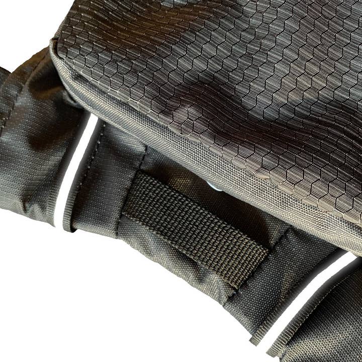 FITLY - Wholesale Sporting Accessories - FITLY Sub90 - Hydro Running Pack - Emerald Blue3