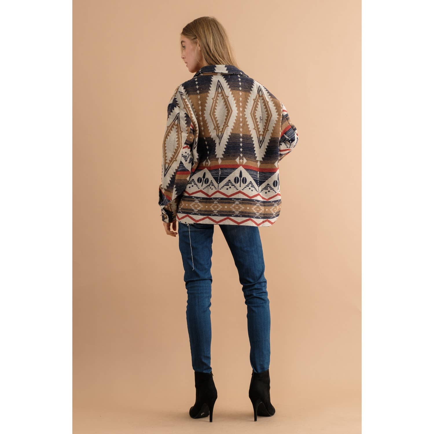 Sweet Generis – wholesale Shirt Jacket/Shacket - Women’s – TRIBAL AZTEC PATTERN BUTTON DOWN SHIRT JACKET15