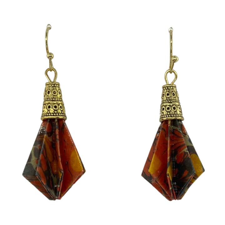 Boucles d'oreilles en origami (résistantes à l'eau) - The Hedy pour la vente par Paper Moon Origami Co.