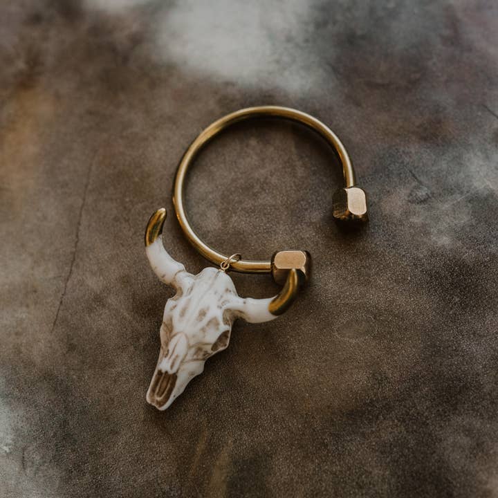 gold key ring + mini skull w/gold dipped antler tips for wholesale by j.mo studio goods