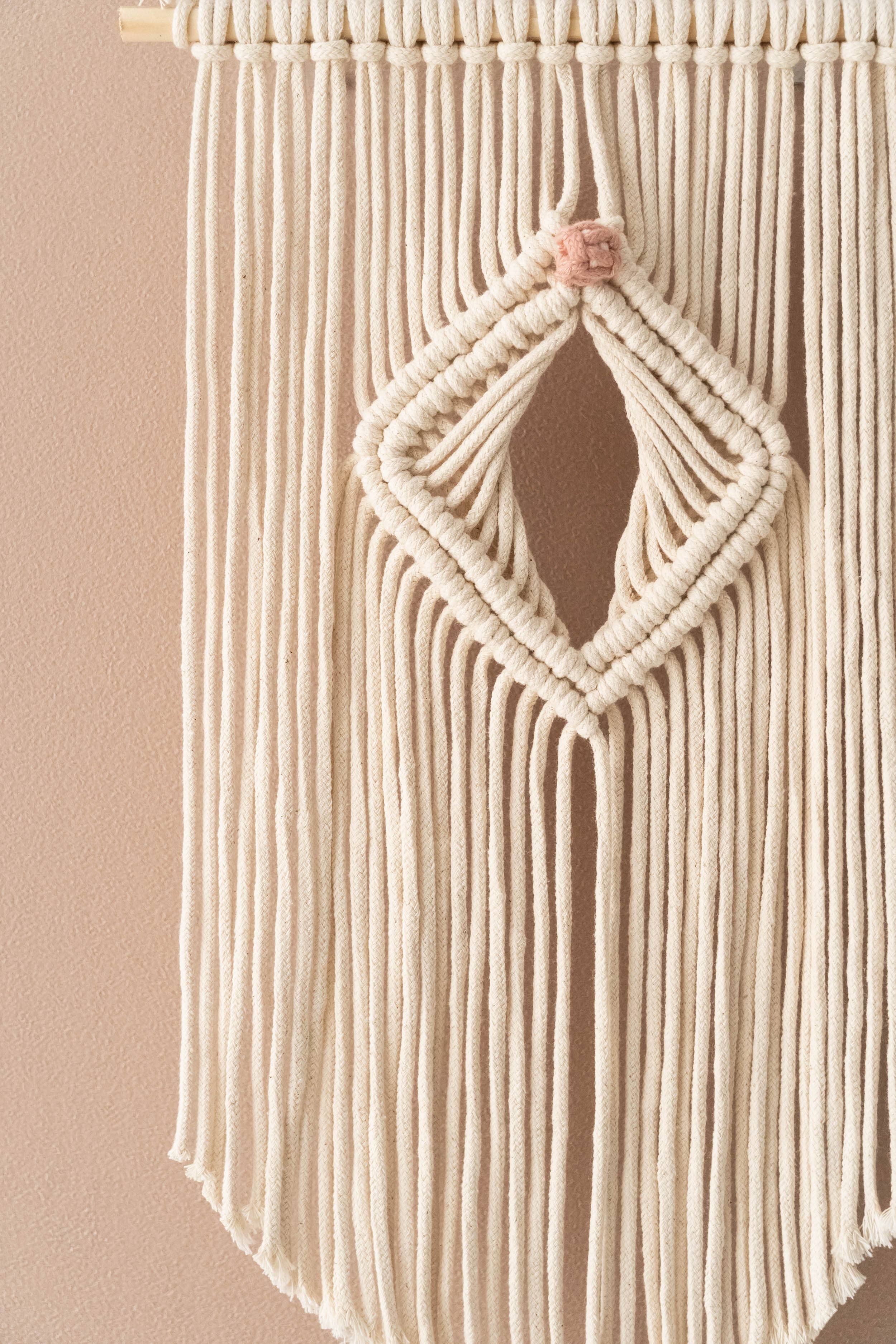 HeartCrafted – Engroshandel 3D-vægkunst – Sæt med vagina og macrame bryster W226