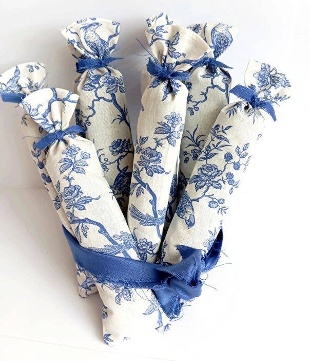 DECORER – wholesale Sachet – BIG sachet of dried LAVENDER  toile du jouy 2