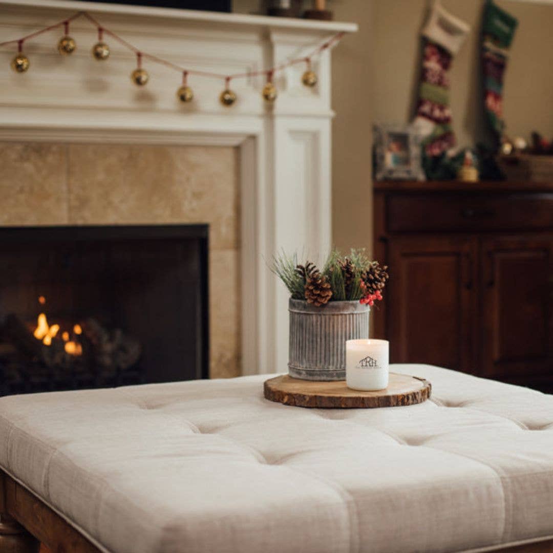 The Rustic House - Wholesale Jar/Filled Candle - Balsam Fir | White Soy Candle + Gift Box | 8oz.2