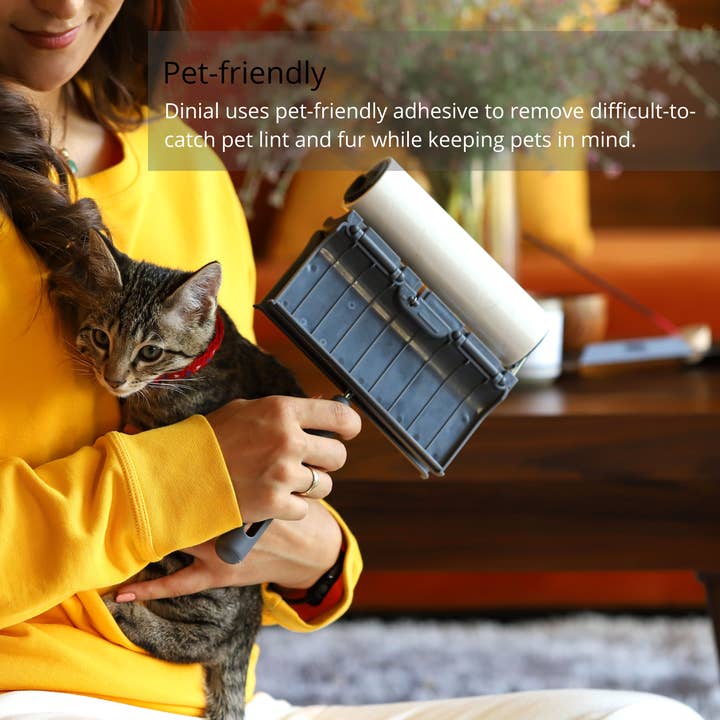 Dinial - Wholesale Lint roller - Dinial Large Lint Roller Remover Handle + 3 Refills (400 Sheets in Total)2