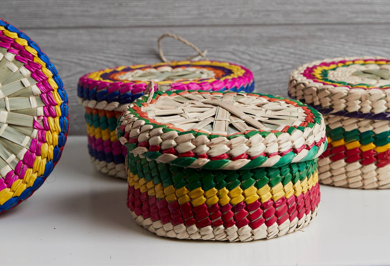 Verve Culture - Wholesale Basket - Mexican Woven Palm Tortilla Basket6