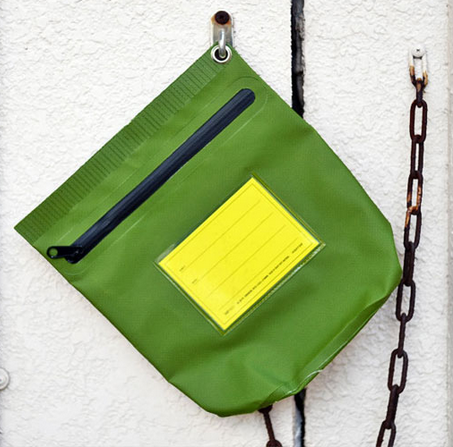 Notable Designs (UK) – wholesale Pouch – Unisex – Hightide Tarp Pouch (L)3