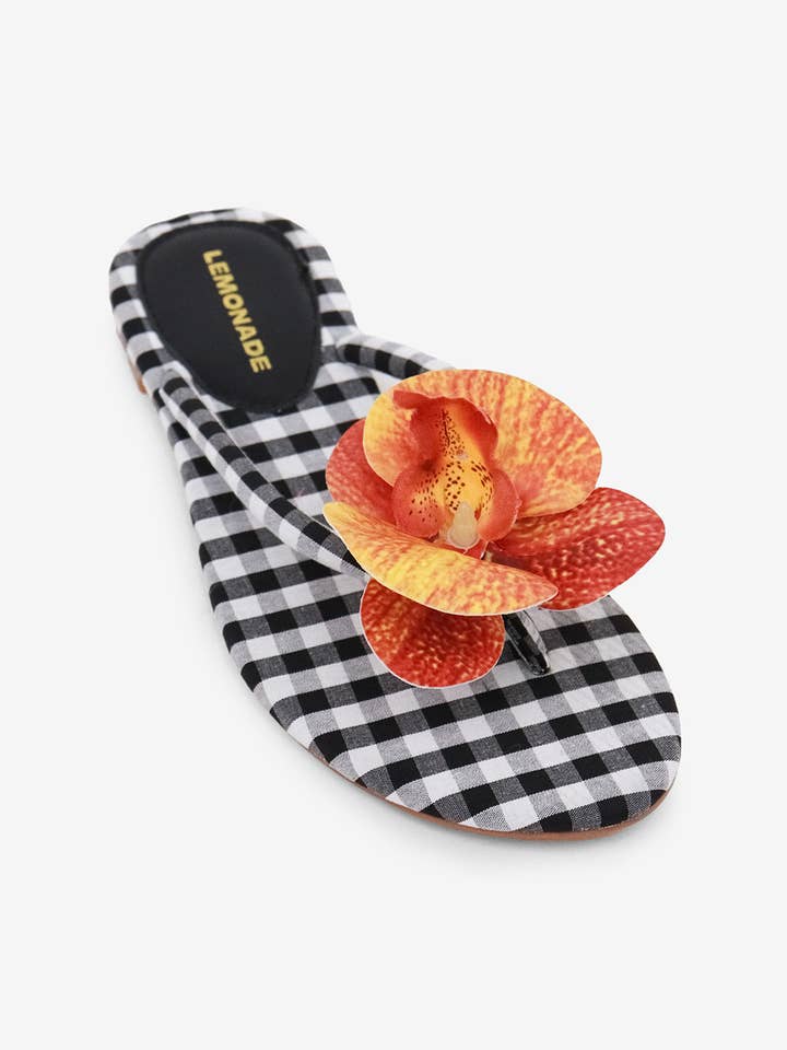 Lemonade Shoes - Wholesale Sandals - Women's - ASHBIE - SPRING '26 Gingham Flower Thong Sandal5