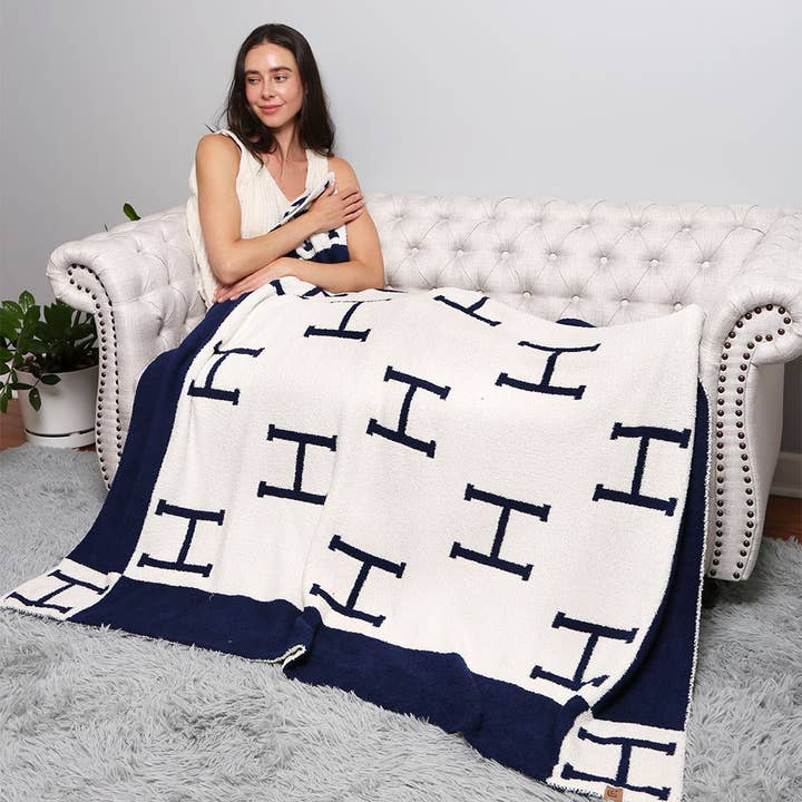 Sensibling Corp. - Wholesale Keychain - Women's - Initial Monogram Patterned Reversible Throw Blanket28