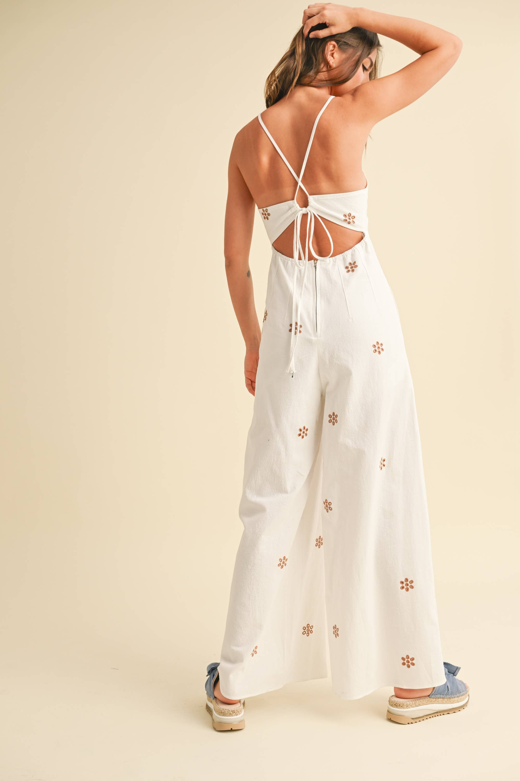 MIOU MUSE - Vente Combinaison – femme - Combinaison blanche à détails brodés7