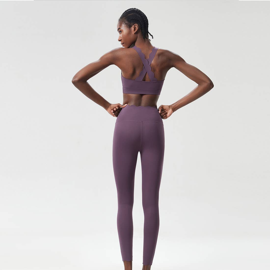 Sodalemon – wholesale Activewear set – Women′s – Women Seamless Yoga Set - Removable Cup Bra&Contoured Tights15