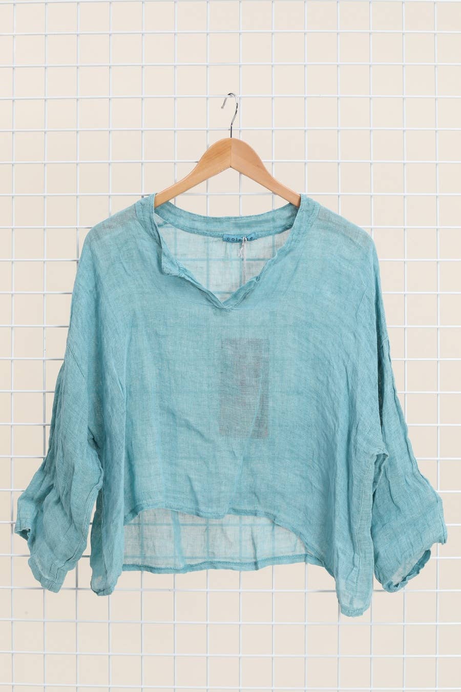 la maison des fibres naturelles - Wholesale Blouse - Dames - Linnen top met v-hals 23100, 100% linnen17