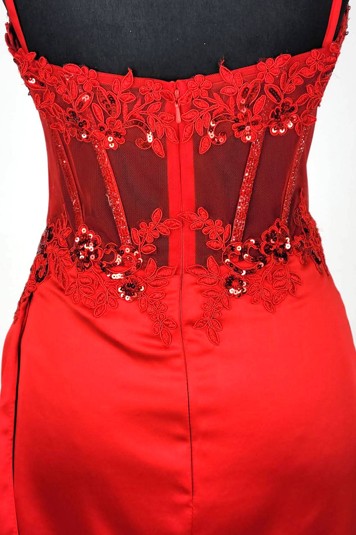 Chicas - Wholesale Dress - Women's - Short Dress With Sequins and Embroidery. C3558