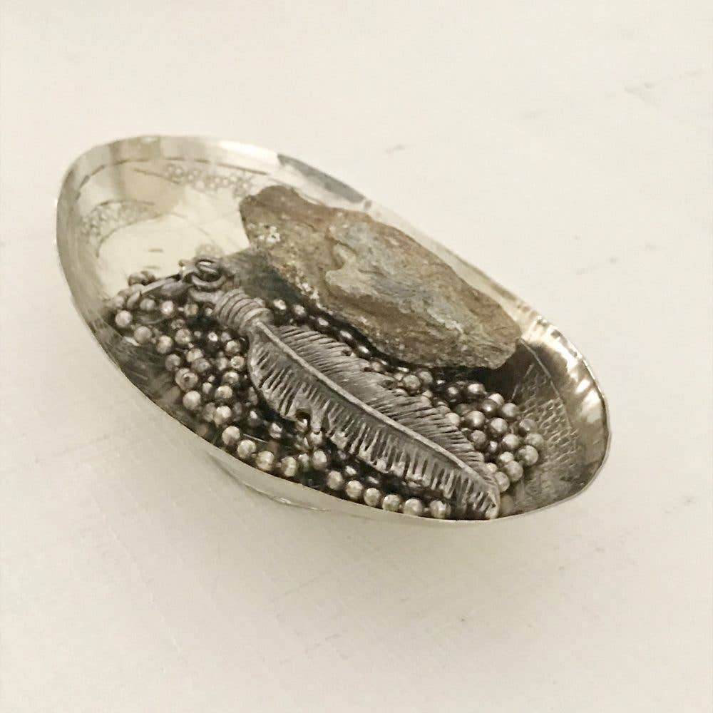 ByBazz - Vendita all'ingrosso Ciotole/Piatti decorativi - Set di 3 ciotole in metallo argentato, 6 modelli artigianali unici0