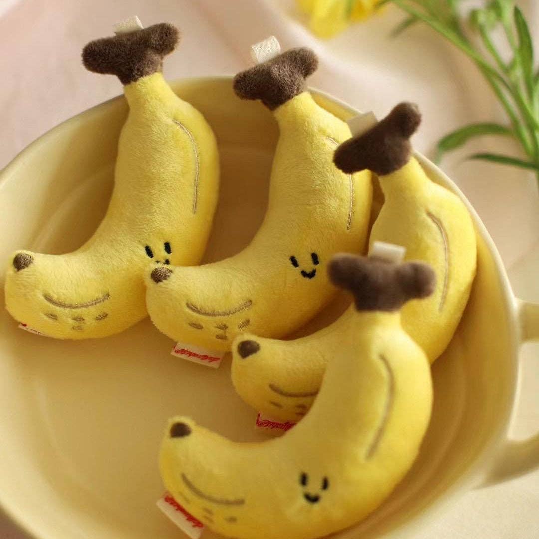 Hello Claws Limited - Wholesale Keychain - Women's - Daily White | Banana Bag Charm1