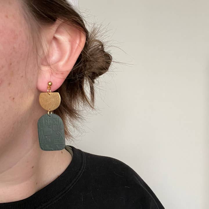 Happy and Hannahmade - Wholesale Dangle Earrings - Kelly Dangles2