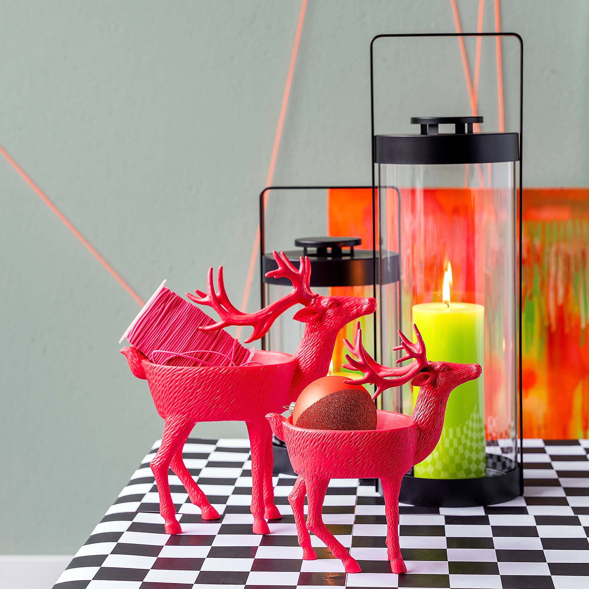 Vosteen – Großhandel Dekofigur – Poly Rentier Fardin, L26cm, B14cm, H28cm, Pink Matt1