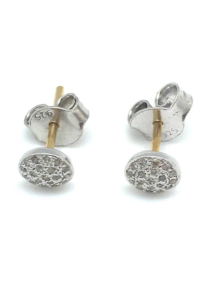 Diamond studs - medium for wholesale by In2 design