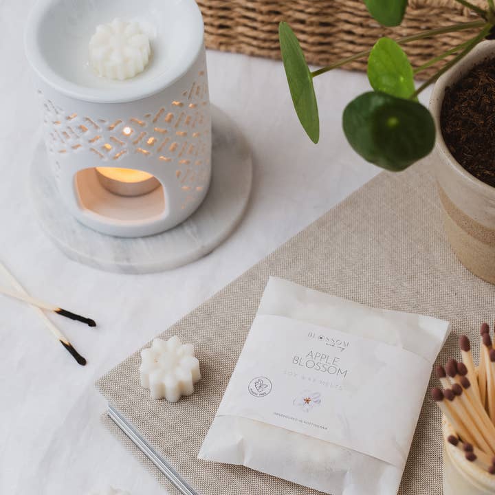 Blossom & Ivy Botanicals - Wholesale Wax Melt - Apple Blossom | Botanical Soy Wax Melts