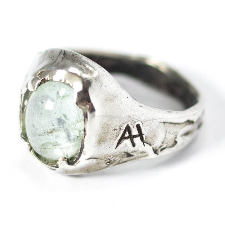 Cabouchon aquamarine chevalìer ring for wholesale by Arlo Haisek