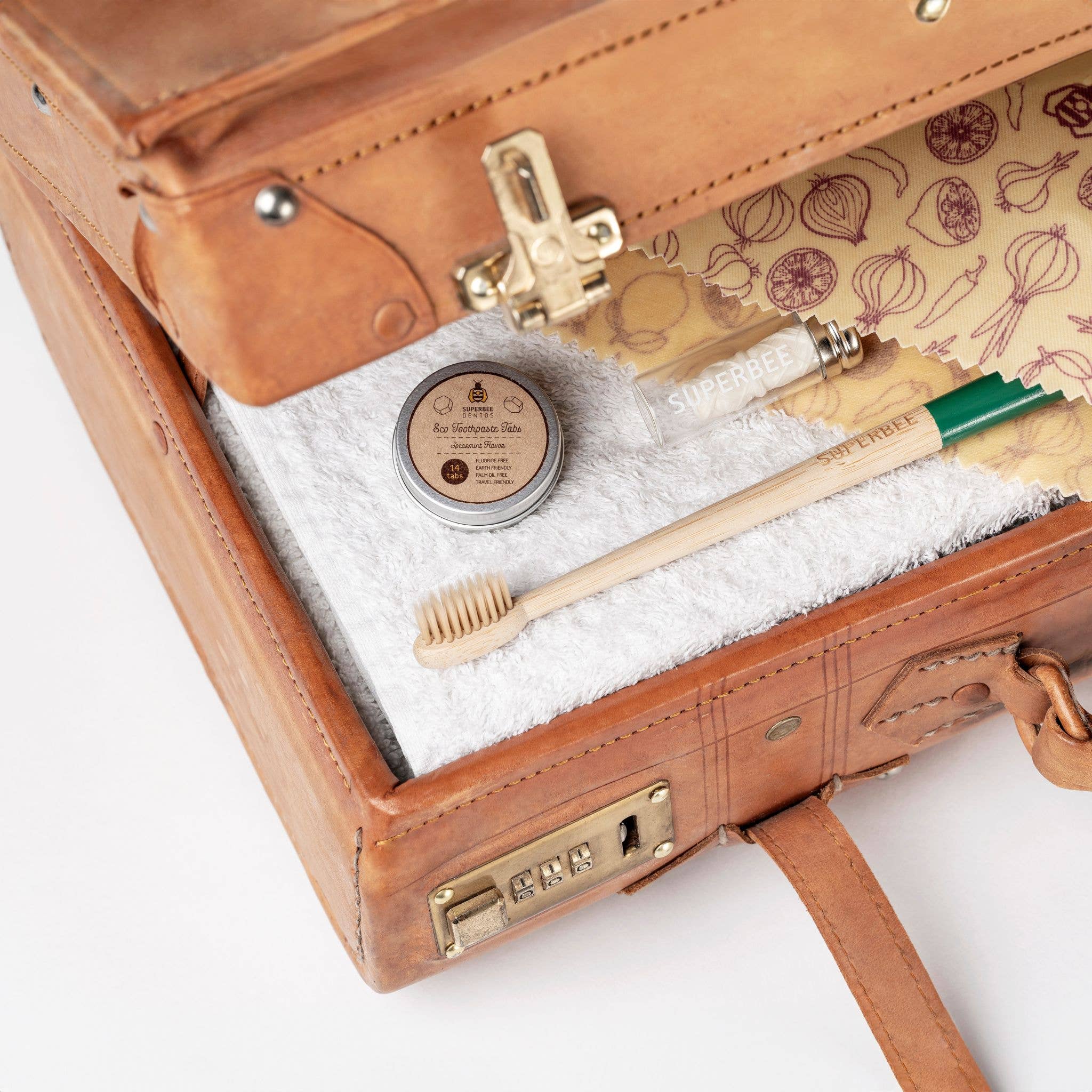 SuperBee - Eco Living Made Easy - Venta al por mayor Kit de cuidado bucal - Dentos – Kit de Viaje Ecológico para el Cuidado Oral4