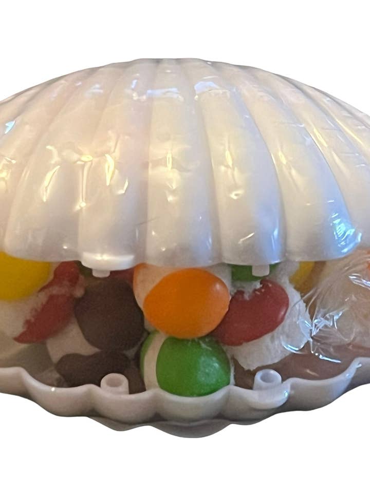 Seashell Party Favor filled with Freeze Dried Original Flavored Crunchies for wholesale by Freezy Favorites
