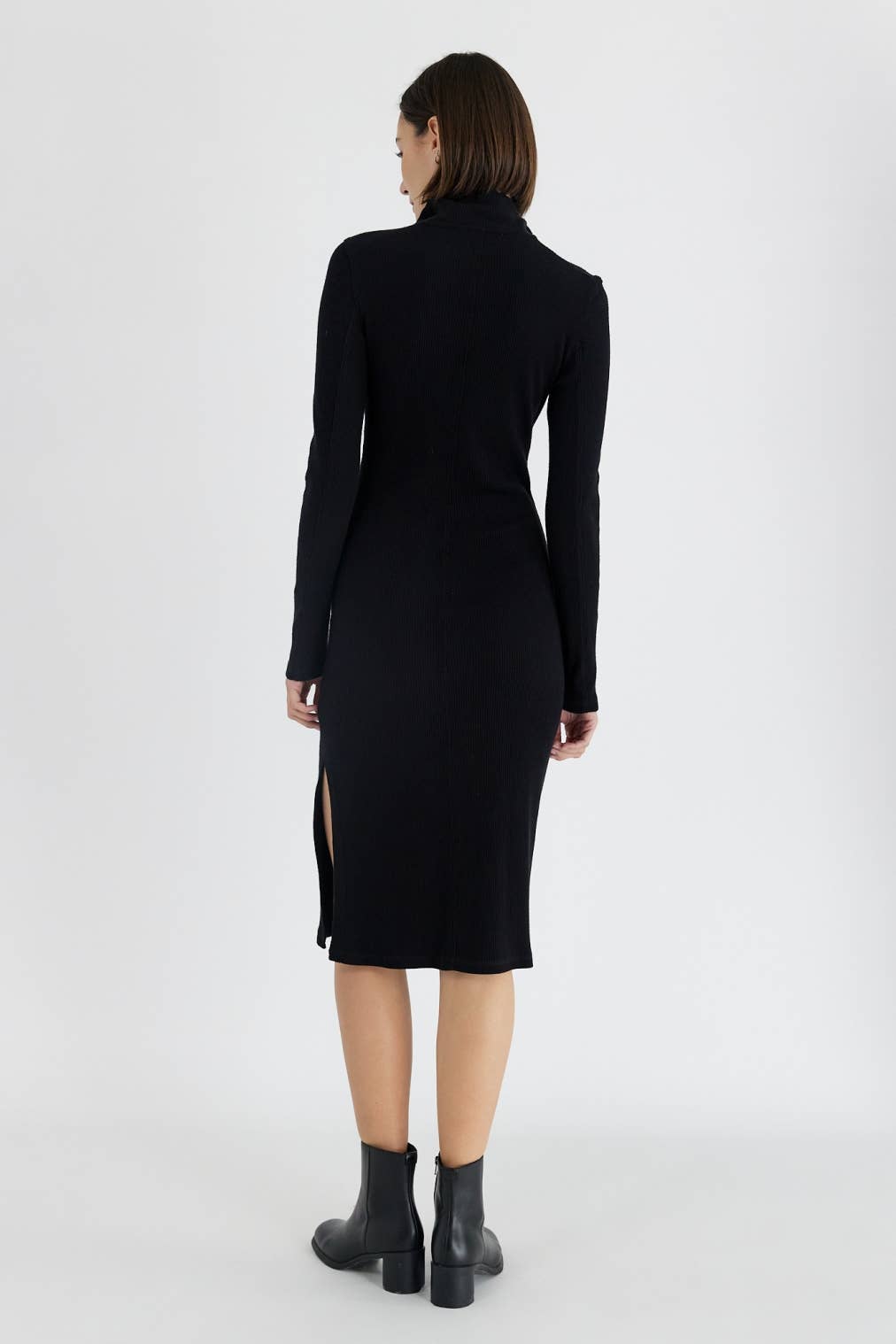 MOD REF - Wholesale Dress - Women's - The Eura Dress7
